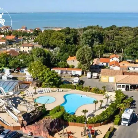 2 Plages Et Océan - Aquatique Camping *